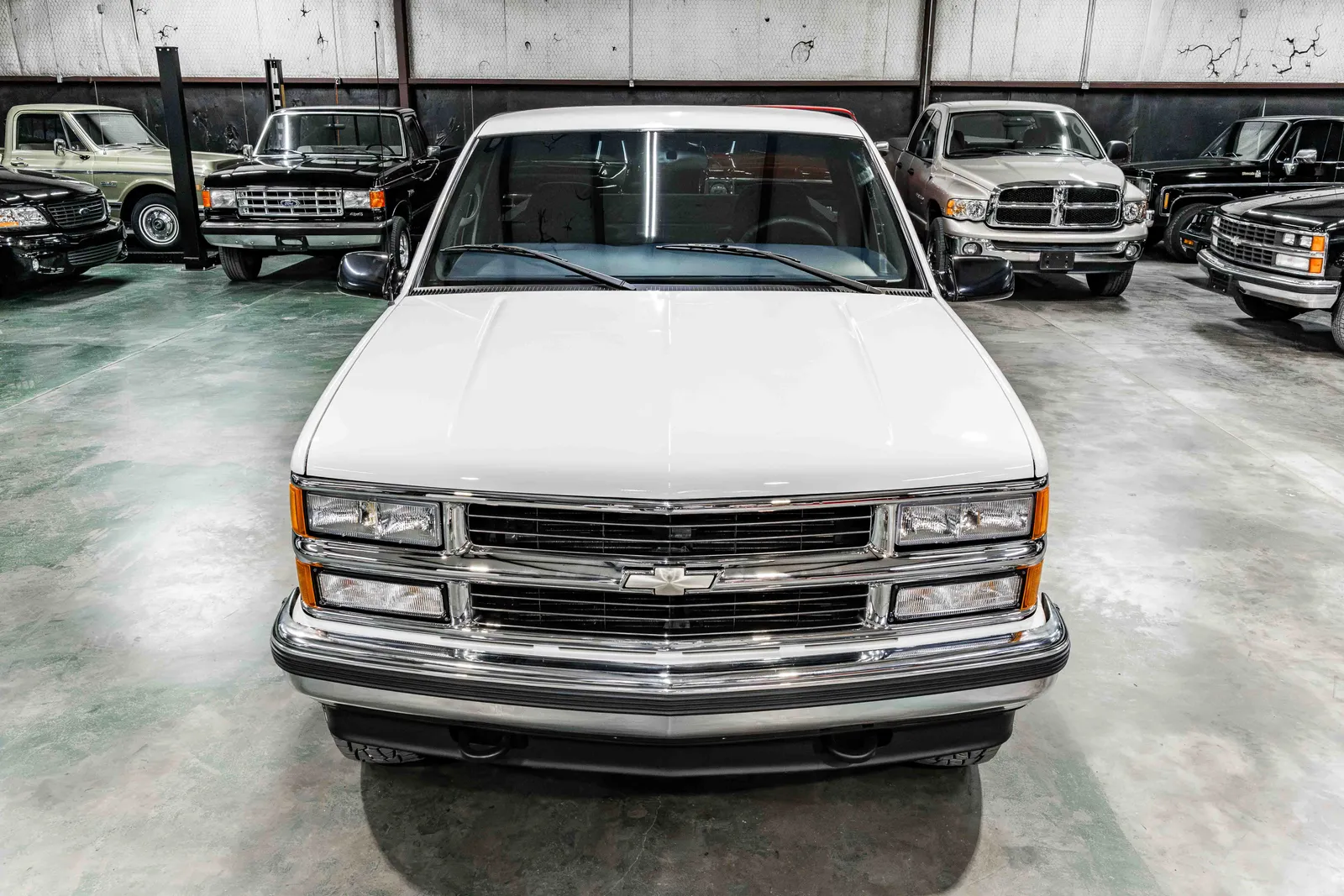1998-Chevrolet-K1500-Z71-Olympic White-1GCEK14MXWZ135980--40.jpg